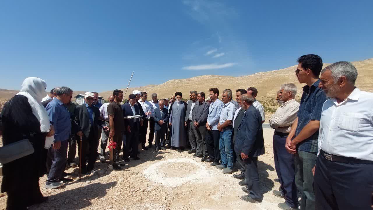 آغاز مراحل احداث پایگاه خیرساز اورژانس جاده ای وفس؛ گام دیگری در جهت ارتقای زیرساخت های فوریت پزشکی شهرستان کمیجان